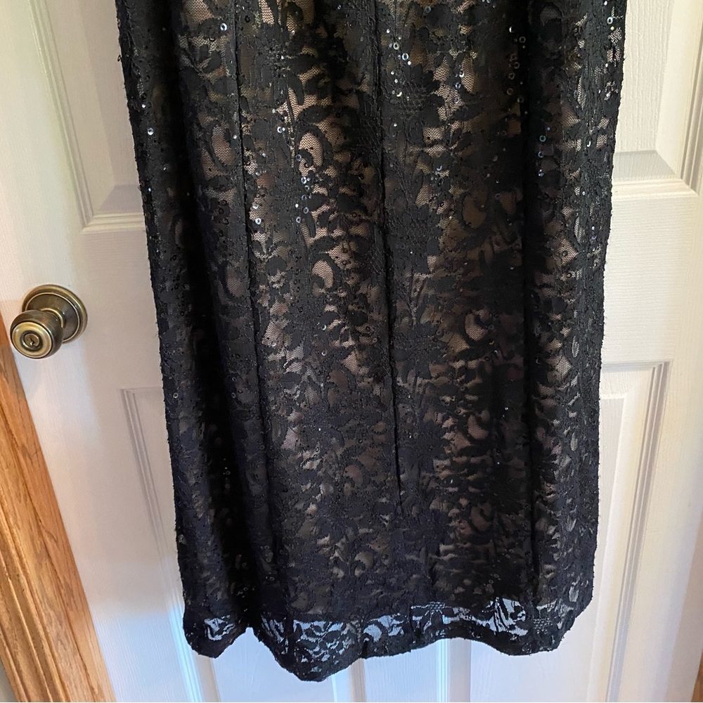 Chic Black Lace Maxi Dress - Picture 6 of 16